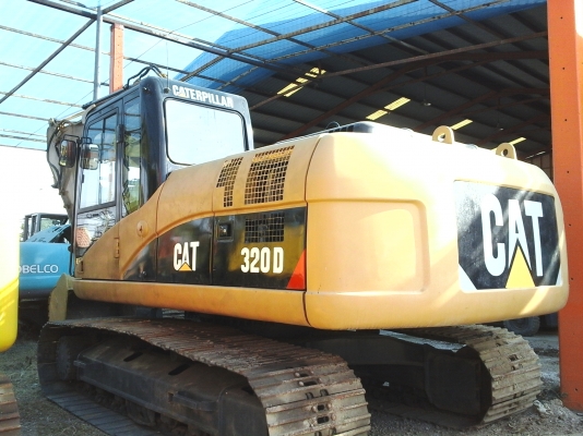 ขายรถขุด CAT 320D นำเข้าจากนอกแท้ยังไม่ใช้งานในไทยมีลายกระบอกดำใบ 80 มีแอร์เอกสารอินวอยไฟฟ้าครบสภาพเดิมๆจากนอกสวยเต็มทุกอย่างพร้อมใช้ร้านละอองดาวแทรคเตอร์นครชัยศรี