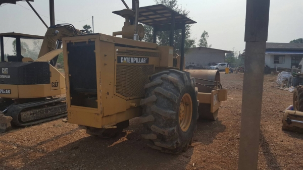 ขายรถบด 2 เพลา ขายรถบด 2 เพลา