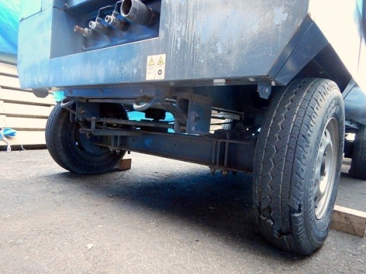 Airman PDS655S : เครื่องปั๊มลม 655cfm :7 บาร์ นำเข้าจากญี่ปุ่น โทร. 080-6565422 (หนิง)