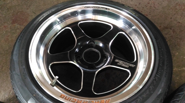 ขายล้อขอบ 15 พร้อมยาง