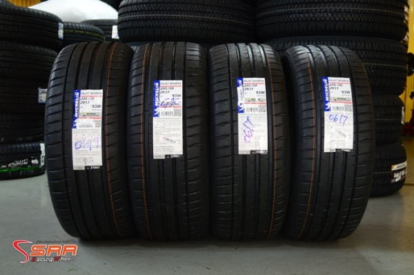 MICHELIN PILOT SPORT 4 205/50R17 เส้นละ 5,500 บาท