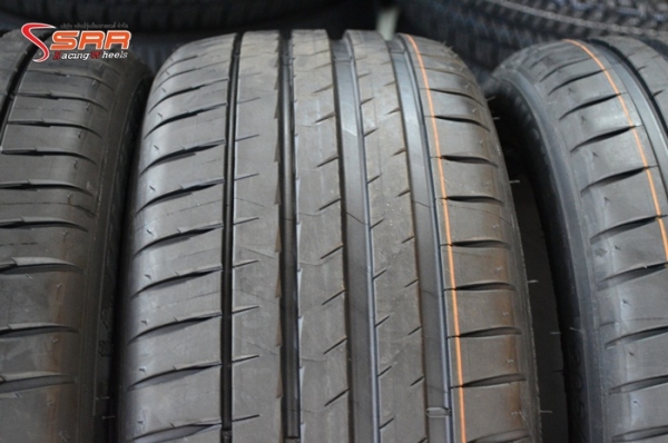 MICHELIN PILOT SPORT 4 205/50R17 เส้นละ 5,500 บาท MICHELIN PILOT SPORT 4 205/50R17 เส้นละ 5,500 บาท