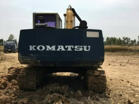 KOMATSU PC120-5