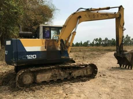 KOMATSU PC120-5