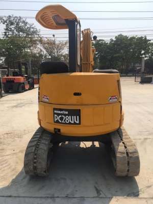 KOMATSU PC28UU-2