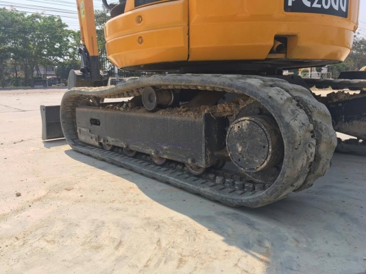 KOMATSU PC28UU-2