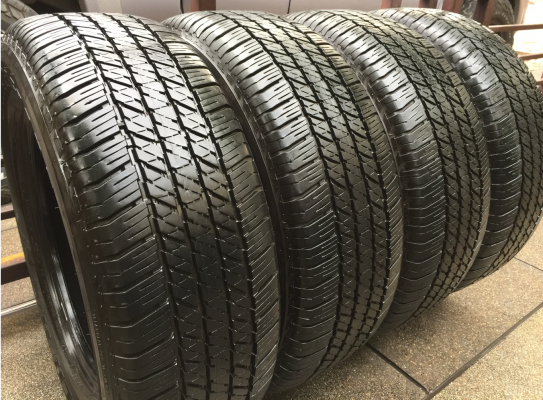 ยาง Bridgestone 265 60 18 ปี16 ดอกเต็ม ไม่มีปะ เนื้อนิ่มๆ ราคาไม่แพง
