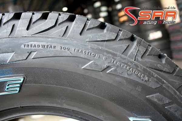 BRIDGESTONE A/T 697 245/70R16 ปี17 เส้นละ 5,800 บาท BRIDGESTONE A/T 697 245/70R16 ปี17 เส้นละ 5,800 บาท