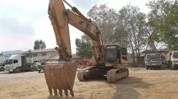 ขาย 999,000บาท CAT.330./8RL.เอกสารเล่มทะเบียน.พร้อม เครื่องดีปั้มแรงเอวดีช่วงล่างเต็ม ระบบสมบูรณ์  รถอยู่สระบุรี. โทร&amp;ไอดีไลน์ 0610710295