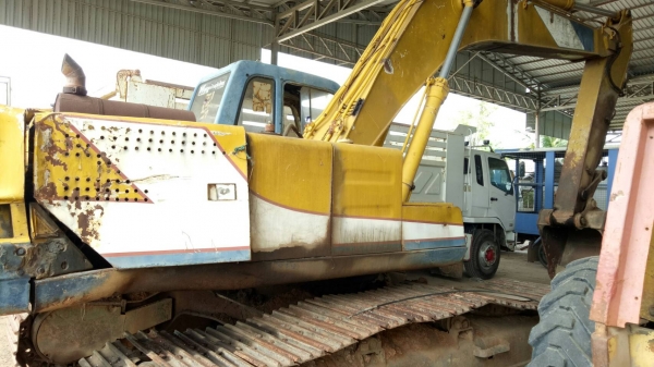 ขายด่วน KOBELCO SK220 MART III สภาพพร้อมใช้งาน เครื่องปั้มดี โซ่ช่วงล่างสวย เอกสารเลีมทะเบียน