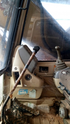 ขายด่วน CAT 320 B สภาพพร้อมใช้งาน โซ่ช่วงล่างสวย เอวแน่น  เครื่องปั้มดี ไฟฟ้าอยู่ เอกสารเล่มทะเบียน