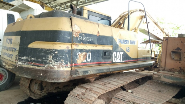 ขายด่วน CAT 320 B สภาพพร้อมใช้งาน โซ่ช่วงล่างสวย เอวแน่น  เครื่องปั้มดี ไฟฟ้าอยู่ เอกสารเล่มทะเบียน
