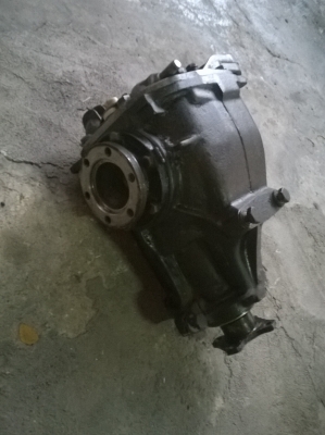 ขายเฟืองท้ายbmw e30 เบอร์40.11 กระโหลกใหญ่ สภาพดี ราคา4500 โทร0924462525โส กทม