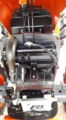 KUBOTA  L 4708 SP (4WD)  2 เพลา   สภาพใหม่สวยๆ   ชั่วโมงใช้   งานน้อย  สีเดิมทั้งคัน  พร้อมชุดใบมีดดันหน้า  ผาน6X24