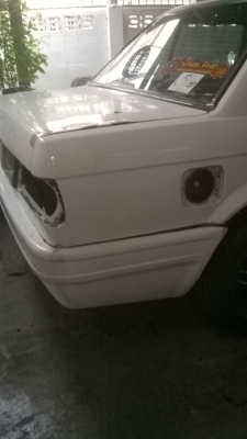 ขายกันชนหลังM ไฟท้าย2ชั้น bmw e30 ราคา1500 โทร0924462525โส กทม