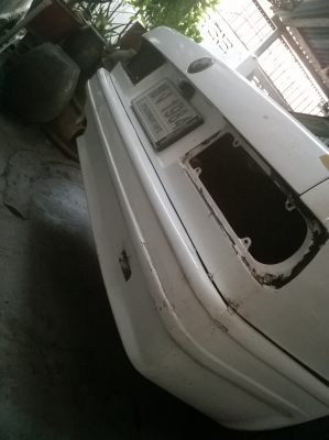 ขายกันชนหลังM ไฟท้าย2ชั้น bmw e30 ราคา1500 โทร0924462525โส กทม
