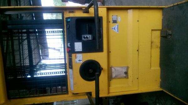 รถโฟร์คลิฟไฟฟ้า komatsu ยกได้ 4 m