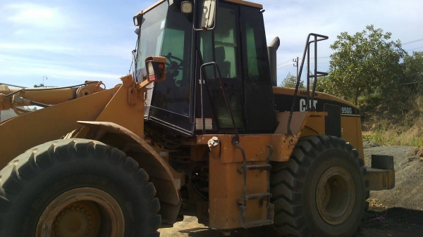 ขายรถตักล้อยาง CAT 950 G ราคา 2200000