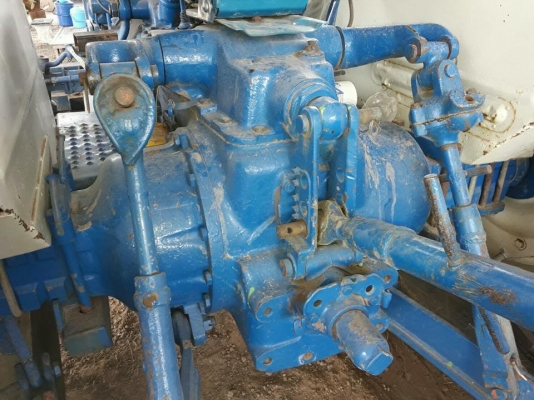 ขายรถไถ FORD6600 T5 เก่าท่าเรือปี56 ใบดันหน้าผาน6เอกสารเล่มทะเบียนครบ