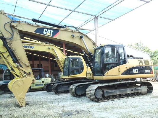 รถขุด CATERPILLAR 320D ใบแทรค 80