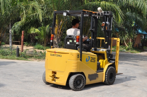 ขายFORKLIFT SUMITOMO ไฟฟ้ารุ่นFBR25(2.5ตัน) สวยเดิมจากญี่ปุ่น ยังไม่เคยใช้ในไทย 199,000เท่านั้น!!