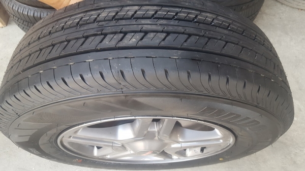 ขายล้อป้ายแดงISUZU DMAX  1.9 ยางปี17  4 ล้อ