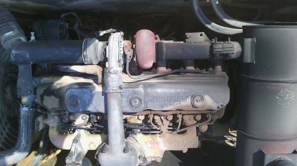 ขายด่วน  เครื่องจักรกลหนัก  แบคโฮ  Kobelco  Yno8  sk200  ปี49    ขายดาว  300,000