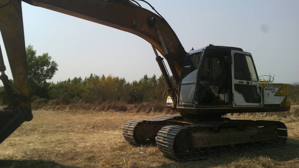 ขายด่วน  เครื่องจักรกลหนัก  แบคโฮ  Kobelco  Yno8  sk200  ปี49    ขายดาว  300,000