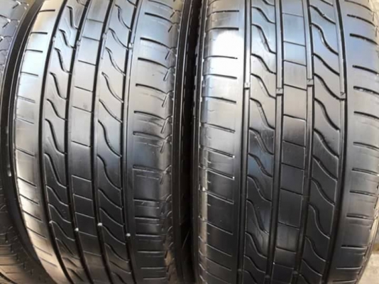 MICHELIN รุ่น PRIMACY.LC 215 60R16 ปี2015 สภาพสวยมากๆ ดอกยางเต็มๆใช้อีกยาวๆไม่แพง