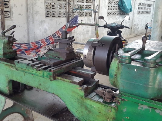 เครื่องกลึง 6 ฟุต 2 เพลา พร้อมใช้งาน ไฟบ้านได้ 3 สายได้ ด่วนๆๆๆ 40,000
