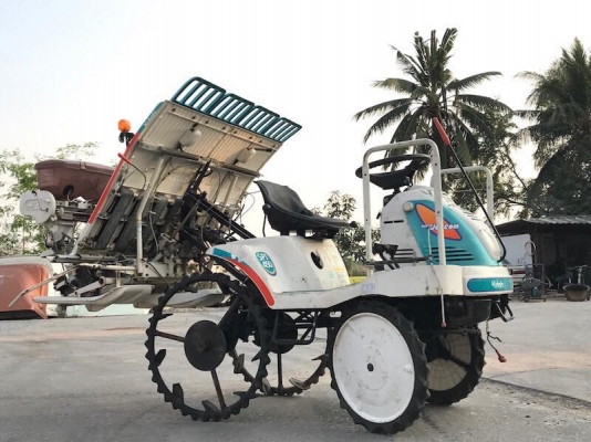 ***รถดำนานั่งขับ 4แถว ยี่ห้อ Kubota รุ่น SPJ450 รุ่นทอปสุดๆ Super Joycom***