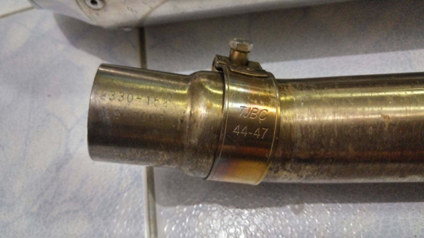 ท่อสลิปออน Yoshimura U.S.A .แท้ๆ สวยๆ สำหรับ 400 cc.ขึ้นไป ไม่เคยใช้ในไทยครับ