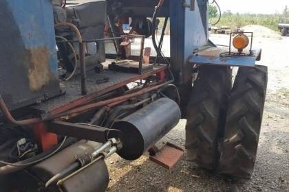 ขาย 395,000 บาท รถคีบอ้อย 6 ล้อ เครื่อง ISUZU 6BB1 145 แรงม้า ปั้มดี รถใช้งานคล่องตัว ราคาต่อรองได้ครับ  รถอยู่ จ.อุดรธานี โทร&amp;ไอดีไลน์ 0610710295