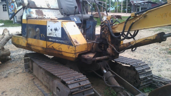 ขายด่วน  แมคโค Komatsu   Pc20-5  ขาย 170,000