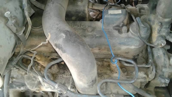 HITACHI EX30-3 ราคา. 195,000 บาท เครื่องดี ปั้มแรง โช่(เปลียนใหม่ 2 ข้าง )  เอกสารชื้อขาย  รถอยู่ จ. ร้อยเอ็ด โทร&amp;ไอดีไลน์ 0610710295