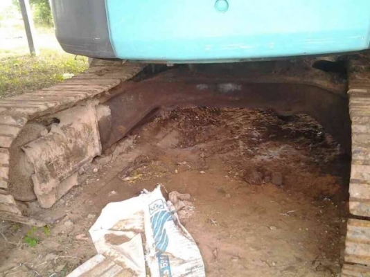 เก่านอก 1 ปี 980,000 KOBELCO SK135SR เครื่องดี ปั้มแรง โช่หนา เอวแน่น ไฟฟ้าครบ เอกสารอินวอยท์  รถอยู่ จ.ร้อยเอ็ด