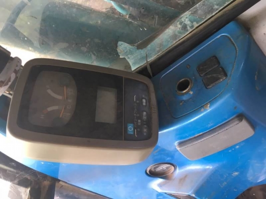 ขาย 980,000 เก่านอก 1 ปี KOBELCO SK135SR เครื่องดี ปั้มแรง โช่หนา เอวแน่น ไฟฟ้าครบ เอกสารอินวอยท์ รถอยู่ จ.ร้อยเอ็ด  090-772-3710 090-772-3708