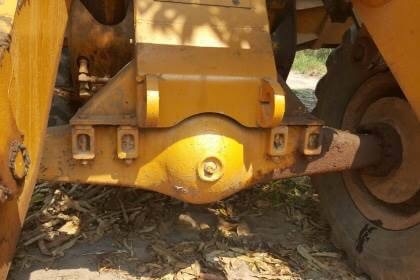 ขาย 345,000 บาท รถตัก CAT 920 เอวอ่อน ดิสค์เบรค เกียร์ทอค เครื่อง 6BD1 165 แรงม้า ต่อแขนเรียบร้อยแล้ว รถใช้งานอยู่ประจำ  รถอยู่ จ.อุดรธานี โทร&amp;ไอดีไลน์ 0610710295