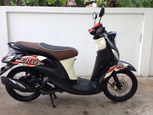 New Yamaha Fino125i Retro Sport ดีไซด์กราฟฟิก ภาษาไทย รถ 4เดือน ไร้ตำหนิ สภาพป้ายแดง