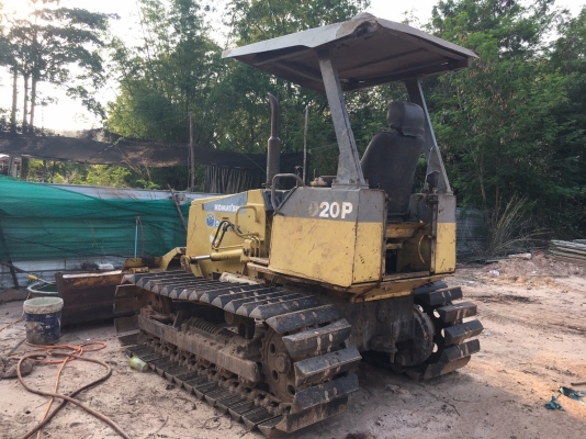 แทรกเตอร์ komatsu  d20-p-7  เกียตัด