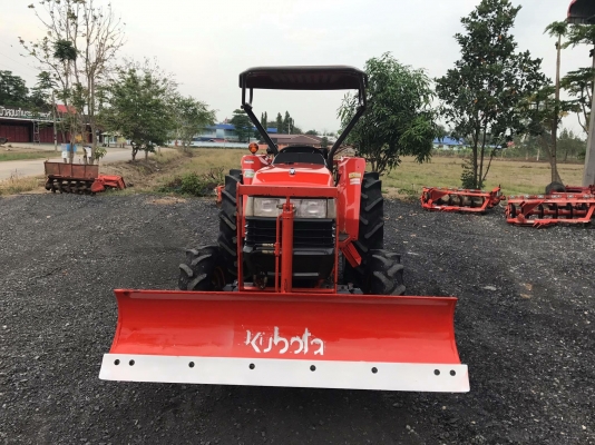 ขายรถไถคูโบต้า L4508DI4WD2เพลา ใช้งาน 1,133 ชั่วโมง รถใช้ในไร่เดิมๆสวยๆค่ะ พร้อมชุดอุปกรณ์ใบมีดหน้าและผานพรวน ราคา 298,000 บาท พร้อมส่งฟรีถึงบ้าน โทรสอบถามได้เลยค่ะ 081-9136451 ขอดูรูปทาง Line:Bow6451  เครื่องดี เกียร์ดี ยางดีทั้ง 4 เส้น ตรวจเชคเรียบร้อยค