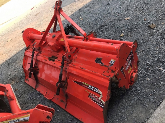 ขายรถไถคูโบต้า L4708Sp4WD2เพลา ใช้งาน 455 ชั่วโมง สภาพสวยพร้อมใช้ค่ะ พร้อมอุปกรณ์ ใบมีดหน้าและโลเตอร์รีจอบหมุน ราคา 498,000 บาท #พร้อมส่งฟรีถึงบ้าน โทรสอบถามได้เลยค่ะ 081-9136451 ขอดูรูปทาง Line:Bow6451  เครื่องดี เกียร์ดี ยางดีทั้ง 4 เส้น ตรวจเชคเรียบร้อ