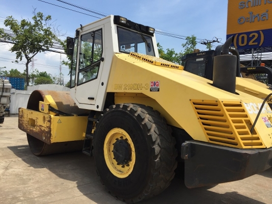 รถบดสั่นสะเทือน 19 ตัน Bomag BW219 DH-3 สภาพดี นำเข้าจากยุโรป พร้อมใช้งาน