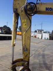 KOMATSU - PC40MR-2 KOMATSU - PC40MR-2