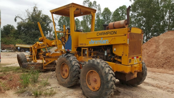 ขาย รถเกรด CHAMPION 710A เอกสารใบซื้อขาย เครื่องดี ปั้มดี ราคาต่อรองได้ครับ ขาย รถเกรด CHAMPION 710A เอกสารใบซื้อขาย เครื่องดี ปั้มดี ราคาต่อรองได้ครับ