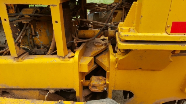 ขาย รถเกรด CHAMPION 710A เอกสารใบซื้อขาย เครื่องดี ปั้มดี ราคาต่อรองได้ครับ ขาย รถเกรด CHAMPION 710A เอกสารใบซื้อขาย เครื่องดี ปั้มดี ราคาต่อรองได้ครับ