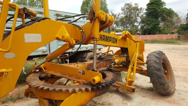 ขาย รถเกรด CHAMPION 710A เอกสารใบซื้อขาย เครื่องดี ปั้มดี ราคาต่อรองได้ครับ ขาย รถเกรด CHAMPION 710A เอกสารใบซื้อขาย เครื่องดี ปั้มดี ราคาต่อรองได้ครับ