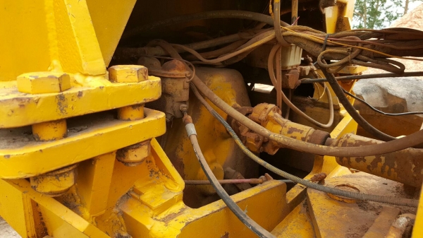 ขาย รถเกรด CHAMPION 710A เอกสารใบซื้อขาย เครื่องดี ปั้มดี ราคาต่อรองได้ครับ ขาย รถเกรด CHAMPION 710A เอกสารใบซื้อขาย เครื่องดี ปั้มดี ราคาต่อรองได้ครับ