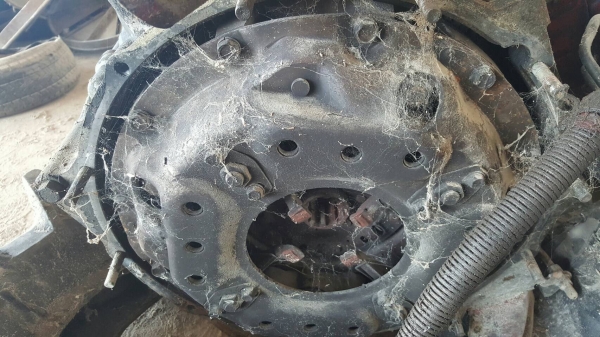 ขาย เครื่อง HINO P11C 320 แรงม้า มีใบคุมเครื่อง อุปกรณ์มีตามที่ลงประกาศ เครื่องหลวมมีไอ ขายตามสภาพนะครับ