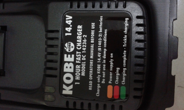 บ็อกแบตKOBE 14.4 v.ขันล้อรถได้สบาย กล่องเก็บได้สะดวก บ็อกแบตKOBE 14.4 v.ขันล้อรถได้สบาย กล่องเก็บได้สะดวก